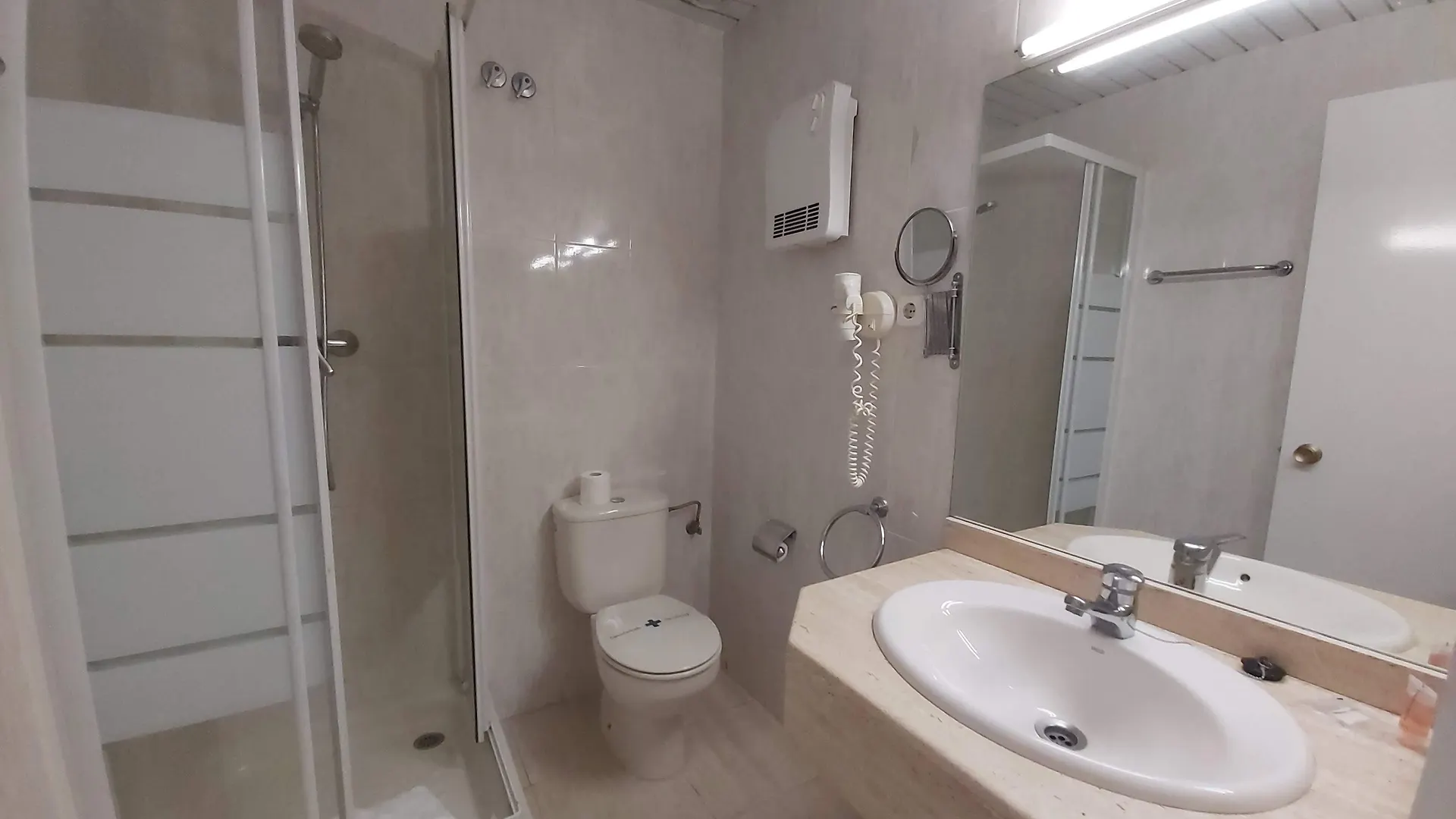 Hotel El Castell Sant Boi de Llobregat España